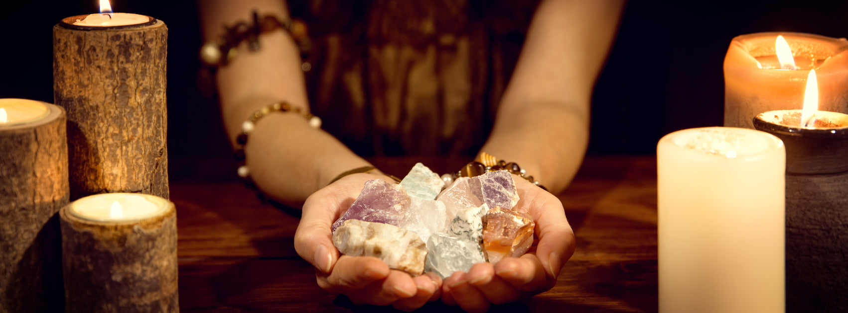 Lithothérapie : le mythe du pouvoir des pierres naturelles brisé par la  Science 