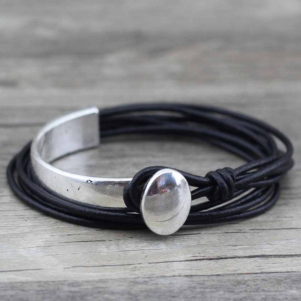 Bracelet Wrap en Cuir "Style Unique" - coloris noir - bouton argenté