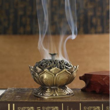 Brûleur d'encens "Fleur de Lotus" - Fermé avec fumée